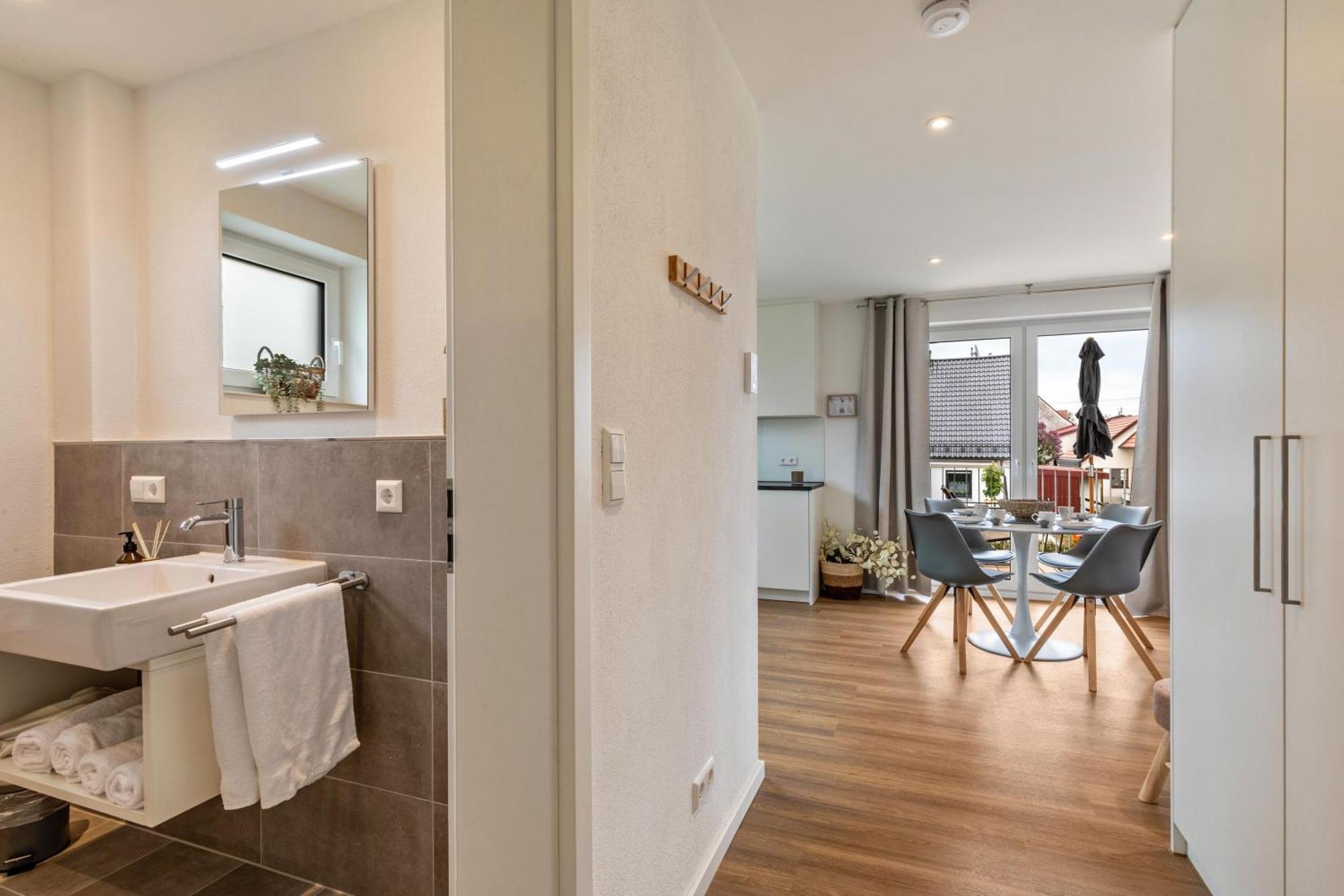 Studio 4 Parkside Apartments Günzburg Dış mekan fotoğraf