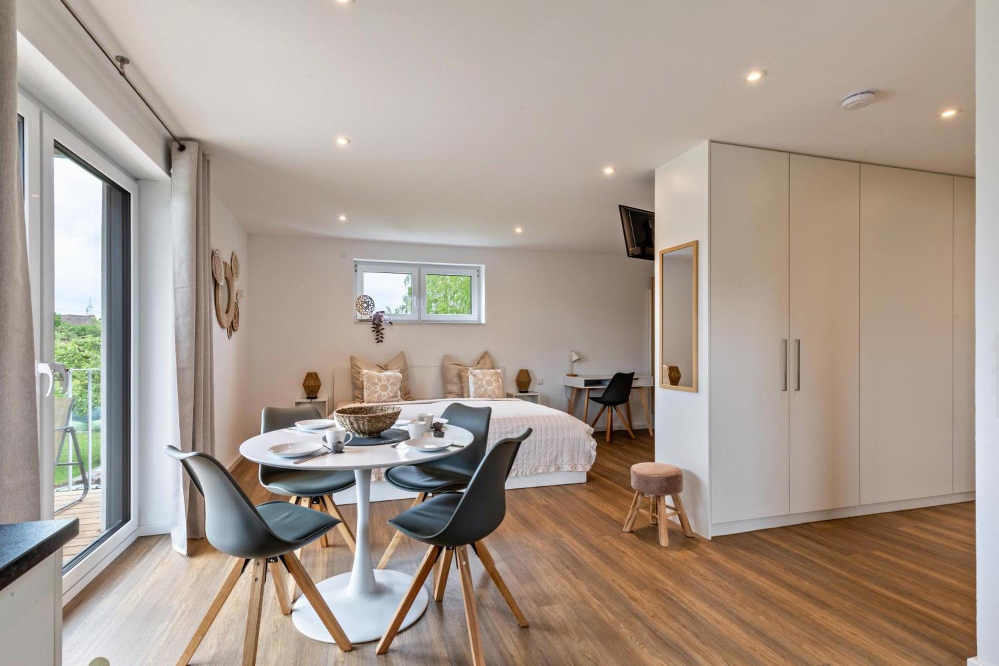 Studio 4 Parkside Apartments Günzburg Dış mekan fotoğraf