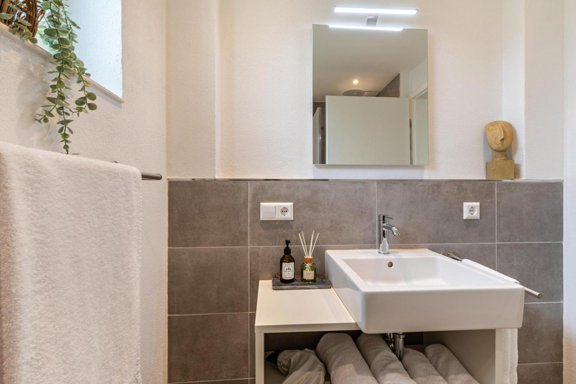 Studio 4 Parkside Apartments Günzburg Dış mekan fotoğraf